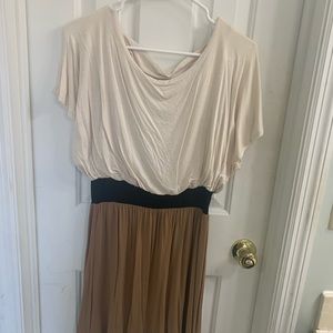 Boutique dress with slightly open back